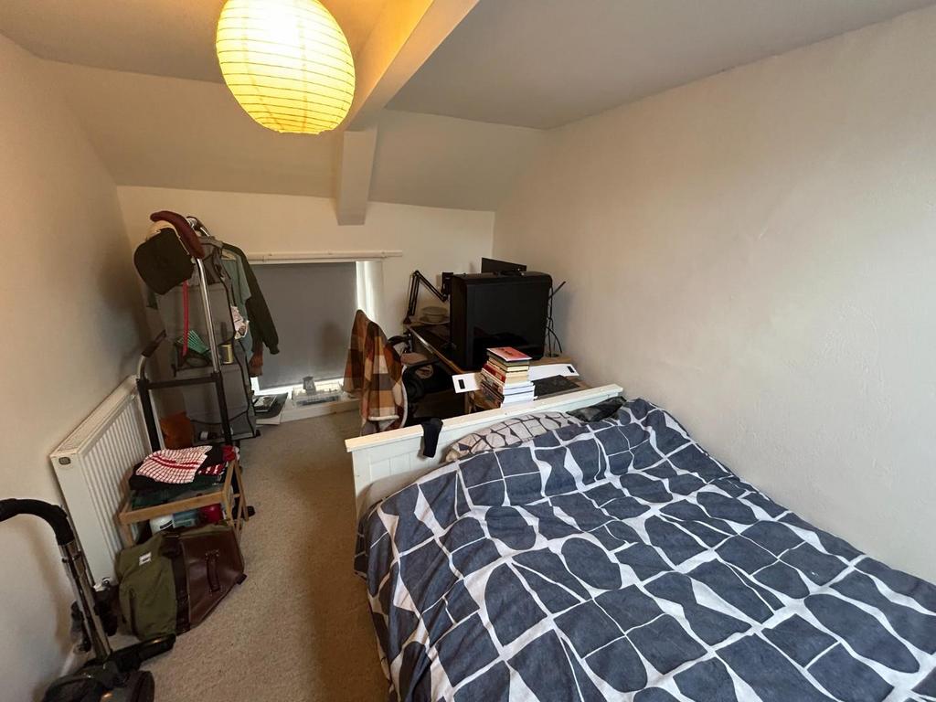 Bedroom 2.jpeg
