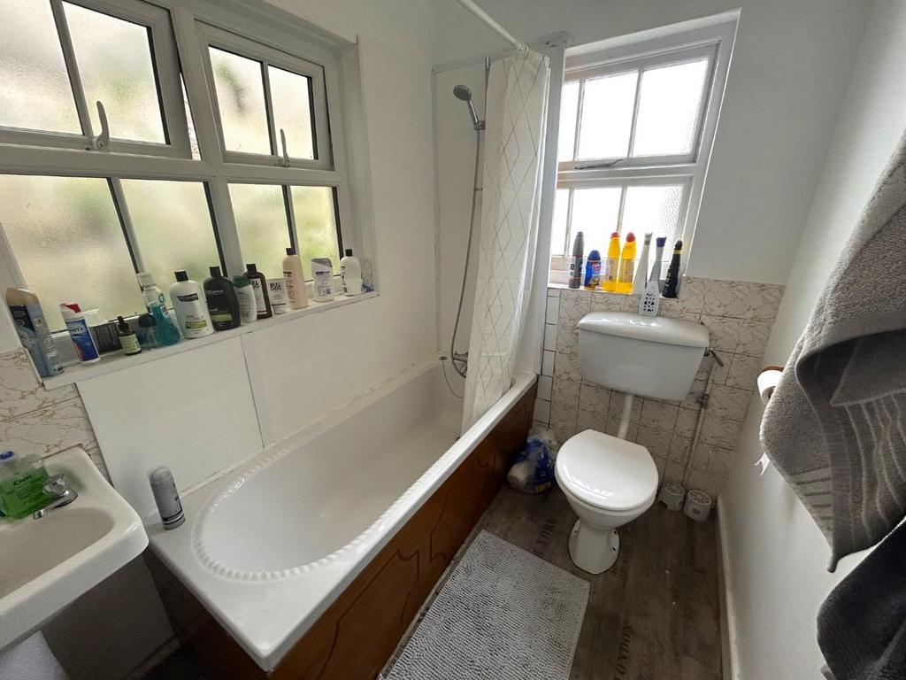 Bathroom.jpeg