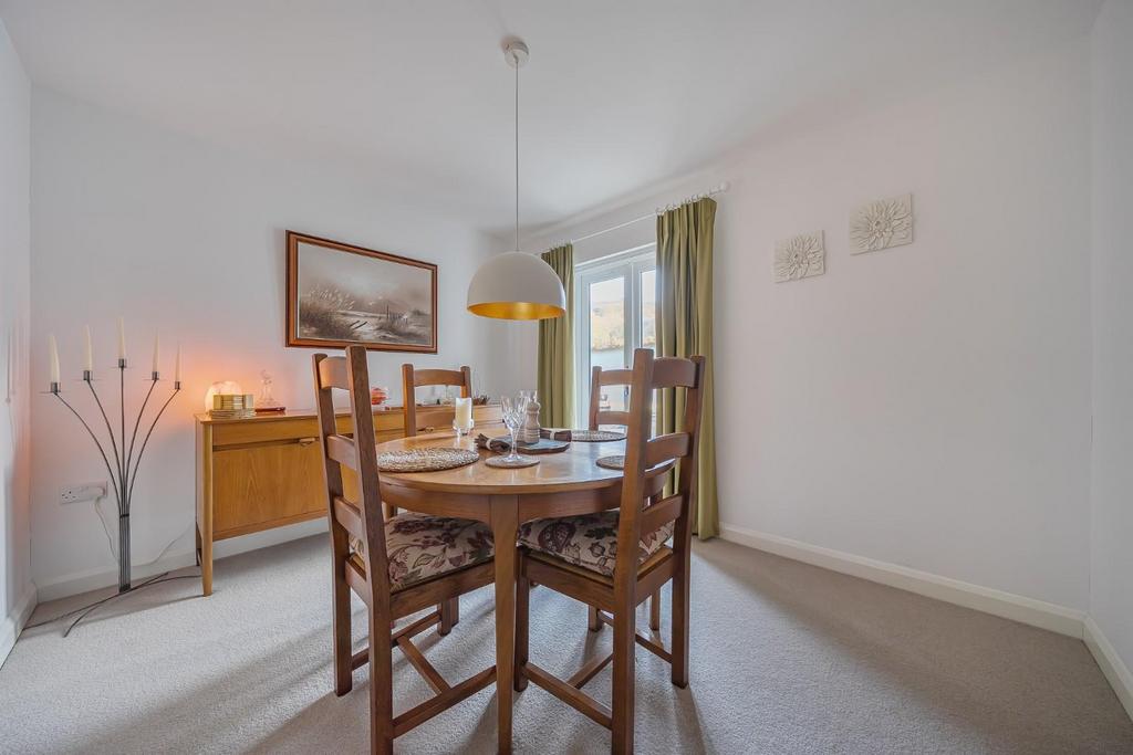 Dining Room.jpg