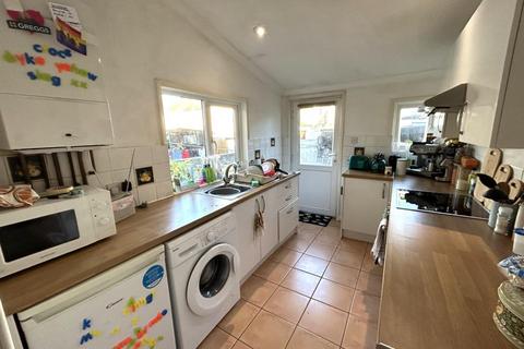 3 bedroom house to rent, Railway Cottages, Falmouth