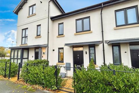 2 bedroom terraced house for sale, Broad Acre Road, Cheltenham, Gloucestershire