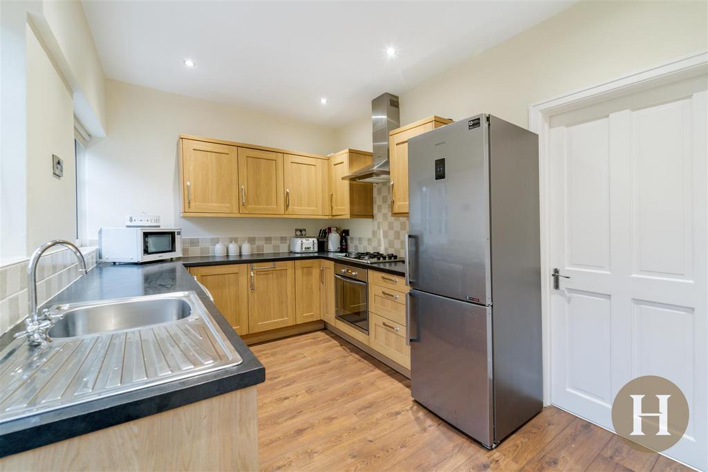 Hadleigh Estate Agents-8.jpg