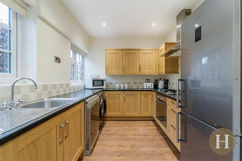 3 bedroom terraced house for sale, Carless Avenue, Harborne, Birmingham, B17
