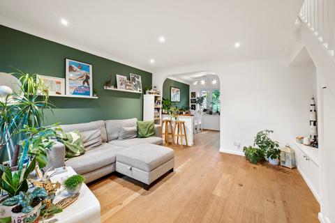 2 bedroom terraced house for sale, Montague Close, WALTON-ON-THAMES, KT12