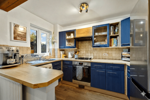 2 bedroom terraced house for sale, Montague Close, WALTON-ON-THAMES, KT12