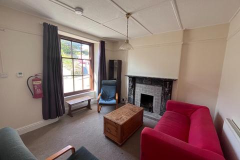 4 bedroom house to rent, Helston Road, Penryn
