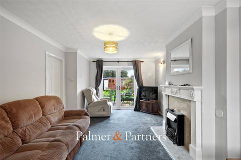 3 bedroom terraced house for sale, Pebmarsh Close, Blackheath, Colchester, Essex, CO2