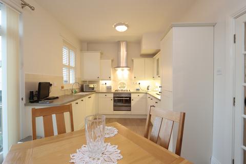 3 bedroom terraced house for sale, Middle Street, Tynemouth, Tyne & Wear, NE30 4ED