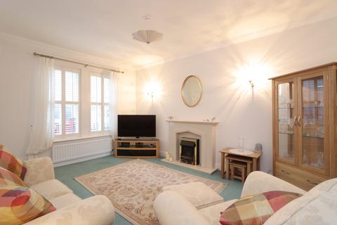 3 bedroom terraced house for sale, Middle Street, Tynemouth, Tyne & Wear, NE30 4ED