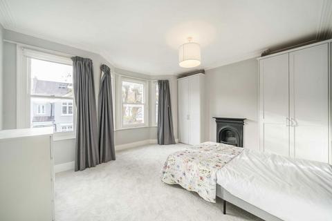 4 bedroom house for sale, Brudenell Road, London SW17