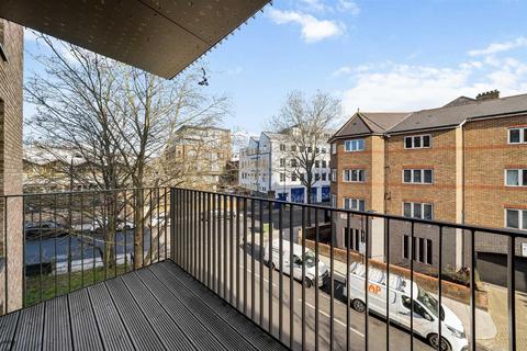 3 bedroom apartment to rent, West Row, Ladbroke Grove, W10