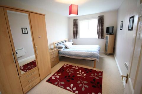 2 bedroom apartment to rent, Pashford Place, Ravenswood