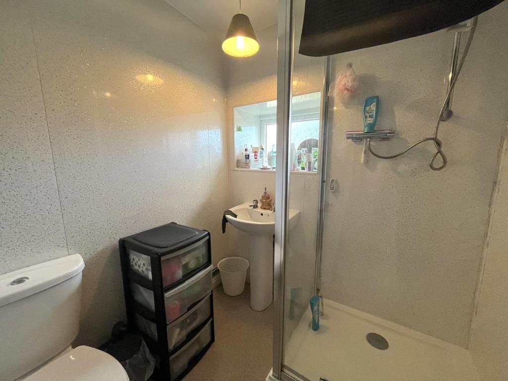 Shower Room.jpeg