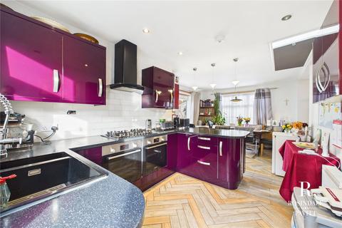 2 bedroom bungalow for sale, Hallowell Avenue, Beddington, CR0