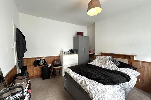 5 bedroom house to rent, Norfolk Road, Falmouth