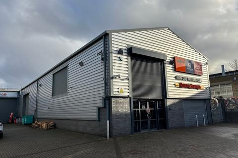 Distribution warehouse to rent, Shaftesbury Ave South Shields NE34 9PH
