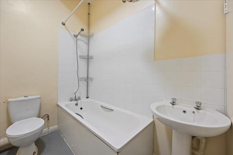 2 bedroom apartment for sale, Harlesden Gardens, London, NW10