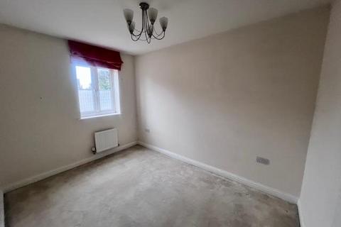 3 bedroom end of terrace house to rent, Buckingham Road,  Aylesbury,  HP19