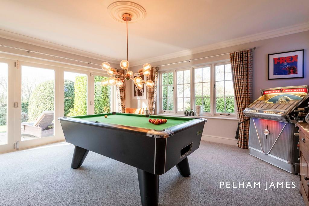 Games Room, The Engine House Cour D'Honneur,...