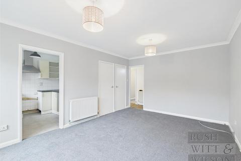 2 bedroom flat for sale, Brackendale, Hastings