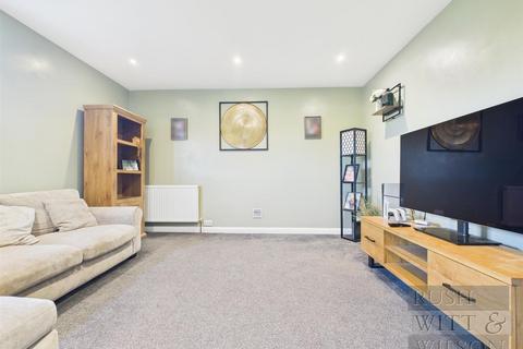3 bedroom detached bungalow for sale, Friars Way, Hastings