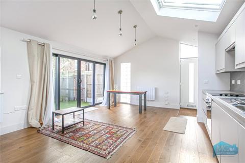 undefined, Palmerston Road, Bounds Green, N22