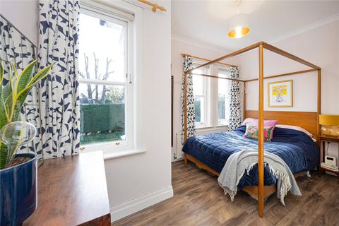 2 bedroom apartment for sale, Arthur Road, Wimbledon, London, SW19
