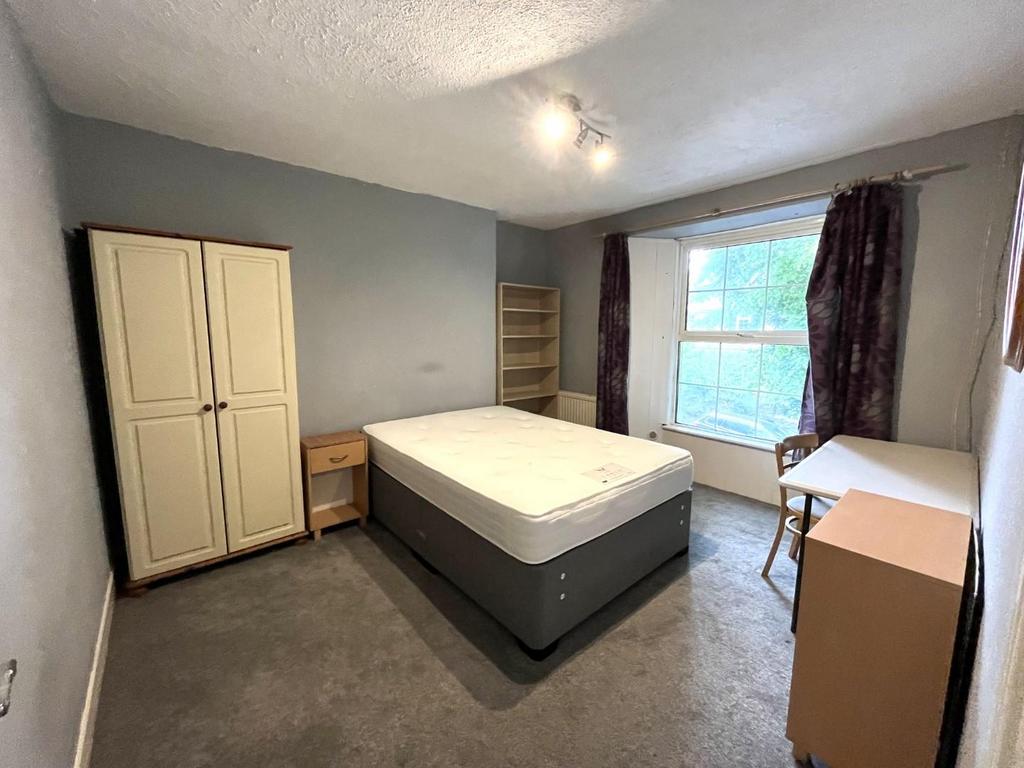 Bedroom 3.JPG
