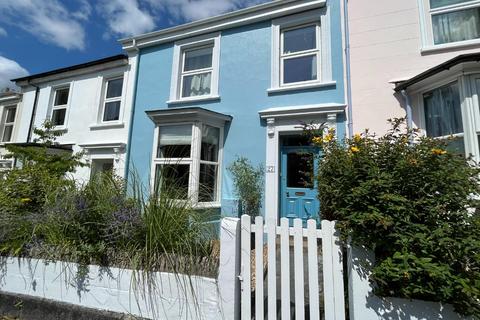 6 bedroom house to rent, Trelawney Road, Falmouth