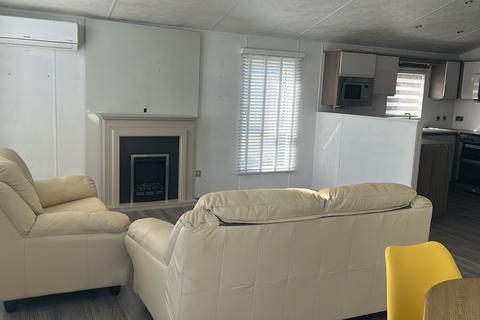 2 bedroom static caravan for sale, Way Hill, Minster CT12