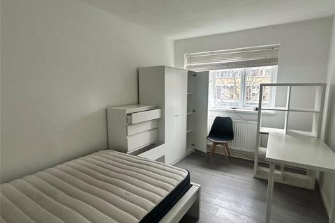 3 bedroom apartment to rent, Tildesley Road, London, SW15