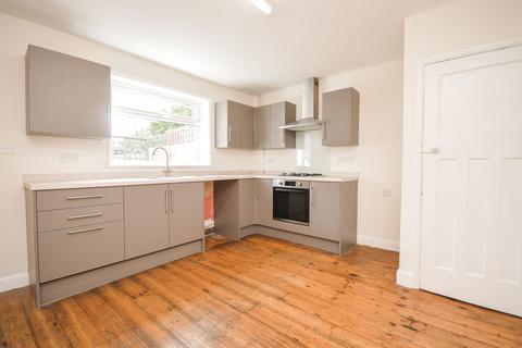 3 bedroom terraced house to rent, Dereham