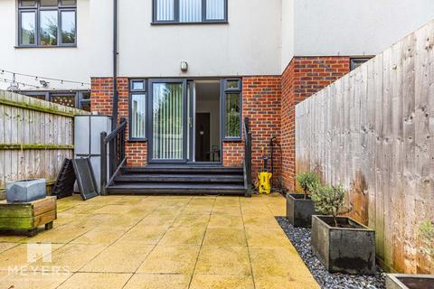 2 bedroom terraced house for sale, Lymington Road, Christchurch, BH23 5
