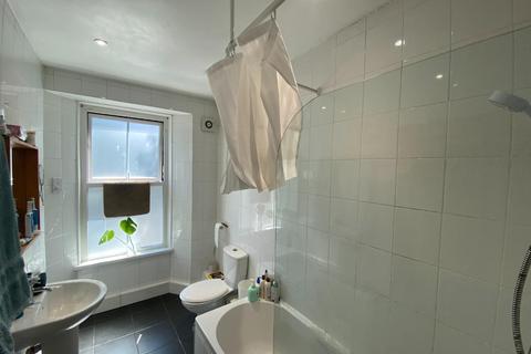 5 bedroom house to rent, Killigrew Street, Falmouth