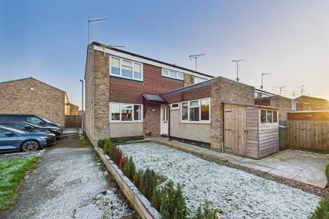 3 bedroom end of terrace house for sale, Barnard Crescent, Aylesbury HP21