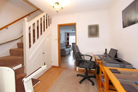 3 bedroom semi-detached house for sale, Norbroom Drive, Newport