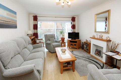 3 bedroom semi-detached house for sale, Norbroom Drive, Newport