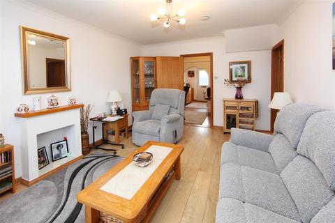 3 bedroom semi-detached house for sale, Norbroom Drive, Newport