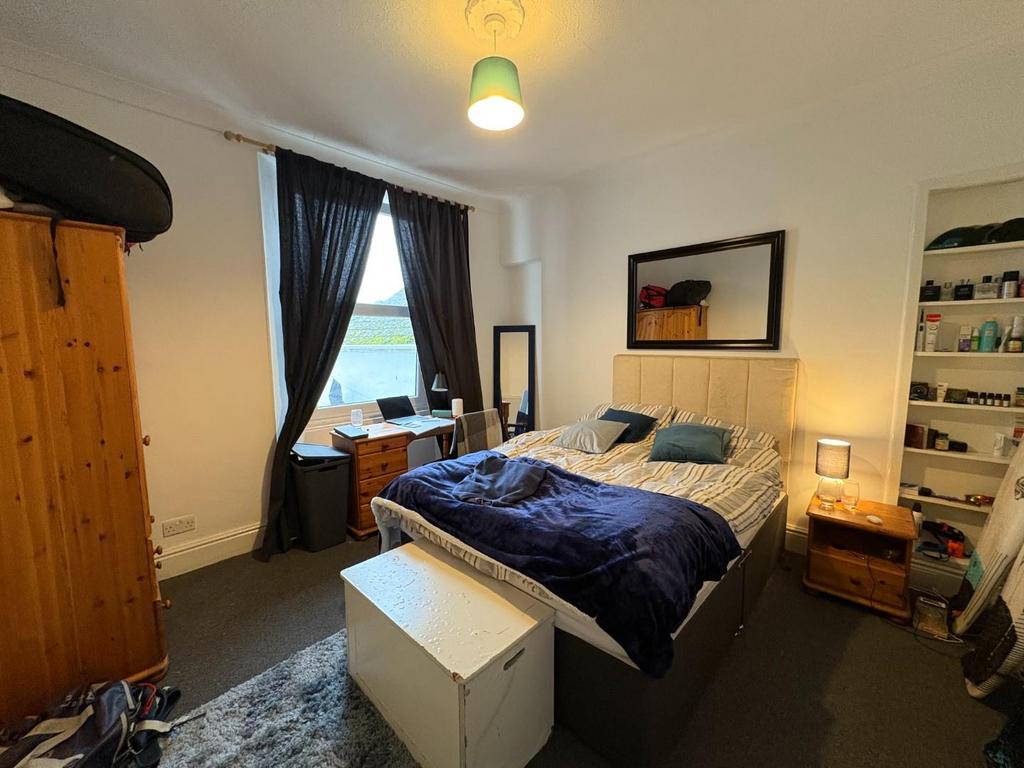 Room 2.jpeg