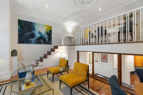 Flat for sale, Redcliffe Square, London, SW10