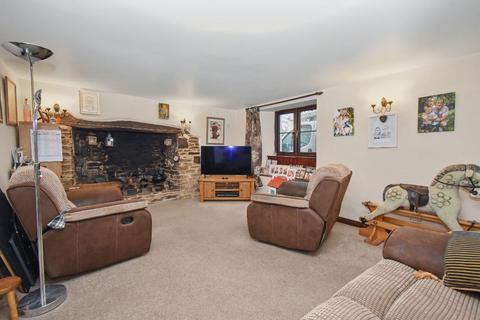 3 bedroom detached house for sale, Folly Gate