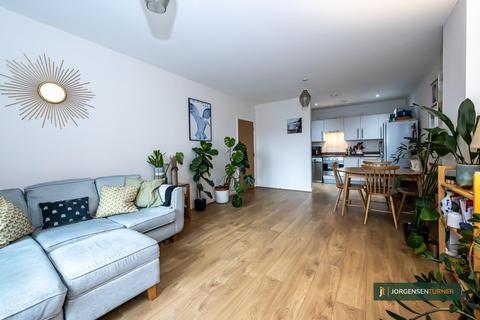2 bedroom flat for sale, Priory Park Road, Queens Park, NW6