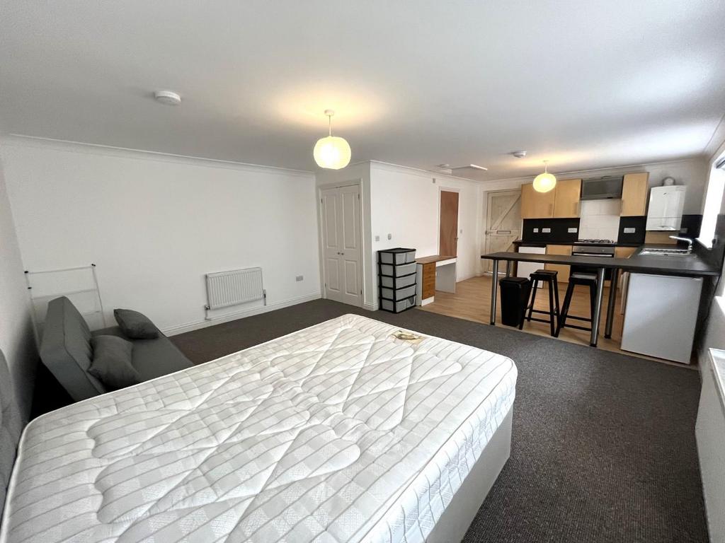 Living Area.JPG