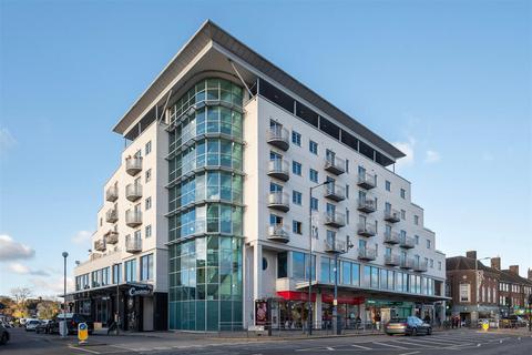 2 bedroom flat for sale, Station Road, Edgware HA8