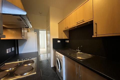 2 bedroom flat to rent, Closeburn Terrace, 63 Feus Road, Perth