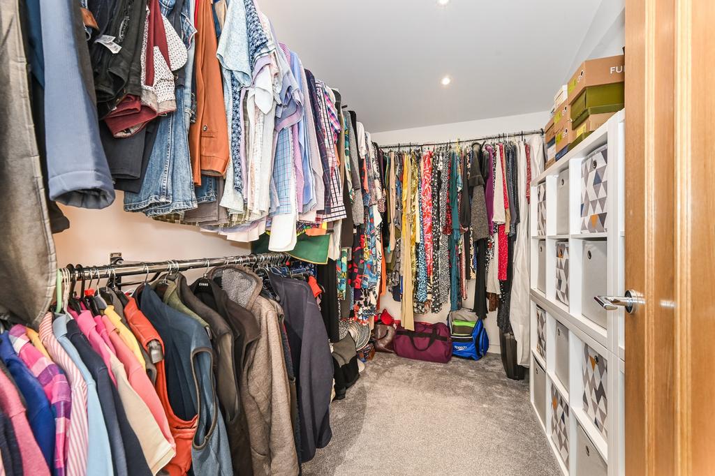 Walk in wardrobe