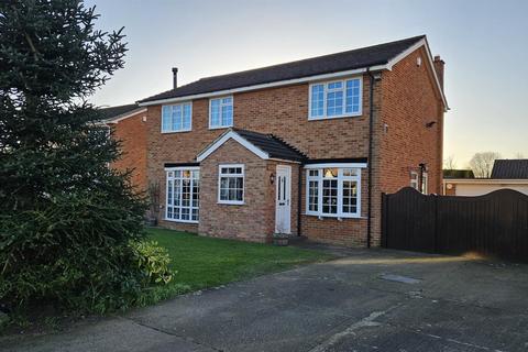 4 bedroom detached house for sale, 4 Meadow Court, Scruton, Northallerton