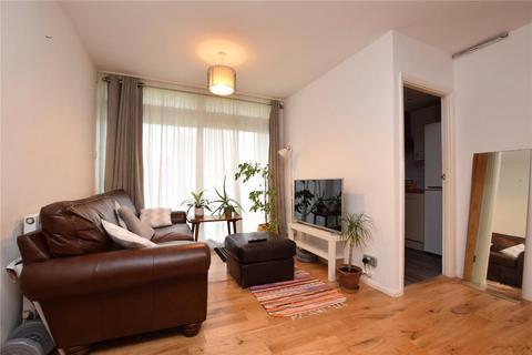 2 bedroom apartment to rent, Longbridge Road, Barking, IG11
