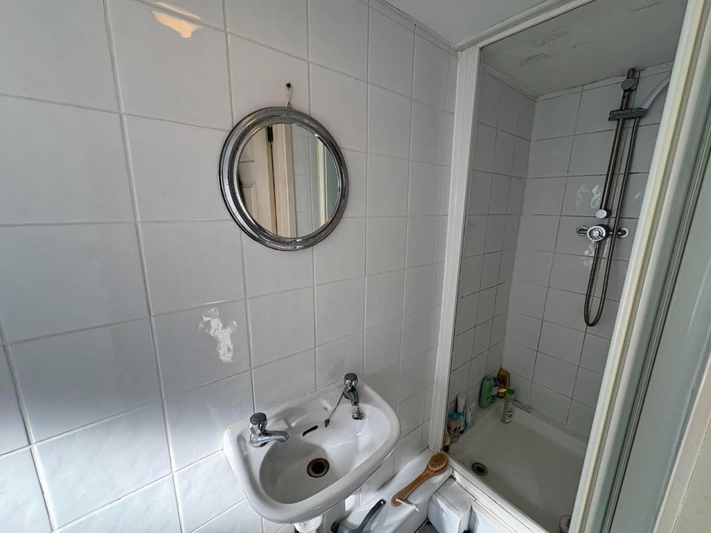 Image00005.jpeg
