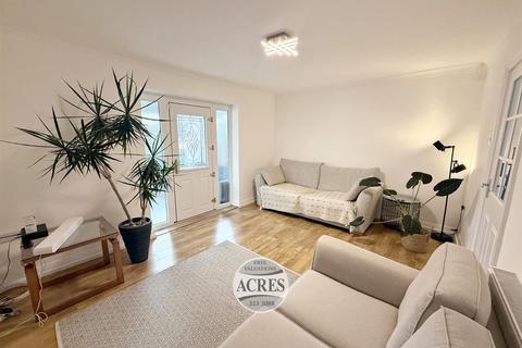 3 bedroom house for sale, Gibbons Road, Four Oaks, Sutton Coldfield